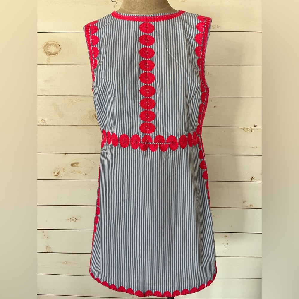 Vineyard Vines Embroidered Seersucker Dress
